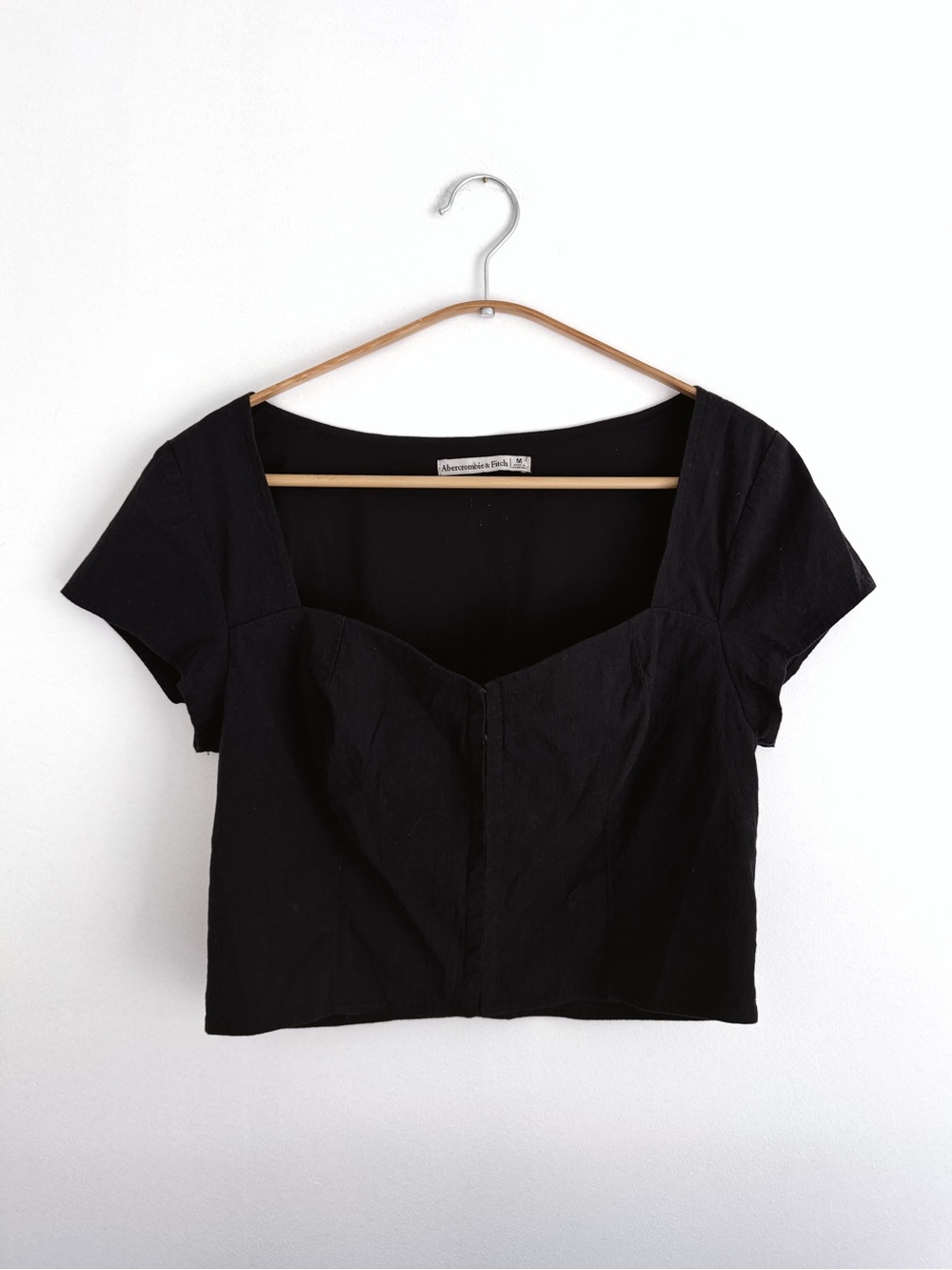 Abercrombie & Fitch Black Sweetheart Crop Top Hook & Eye Closure - Size Medium